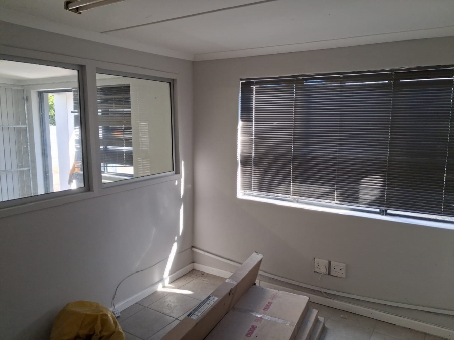 Commercial Property for Sale in Beacon Bay Eastern Cape